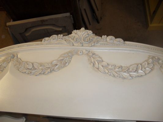 tête de lit blanc patine grège